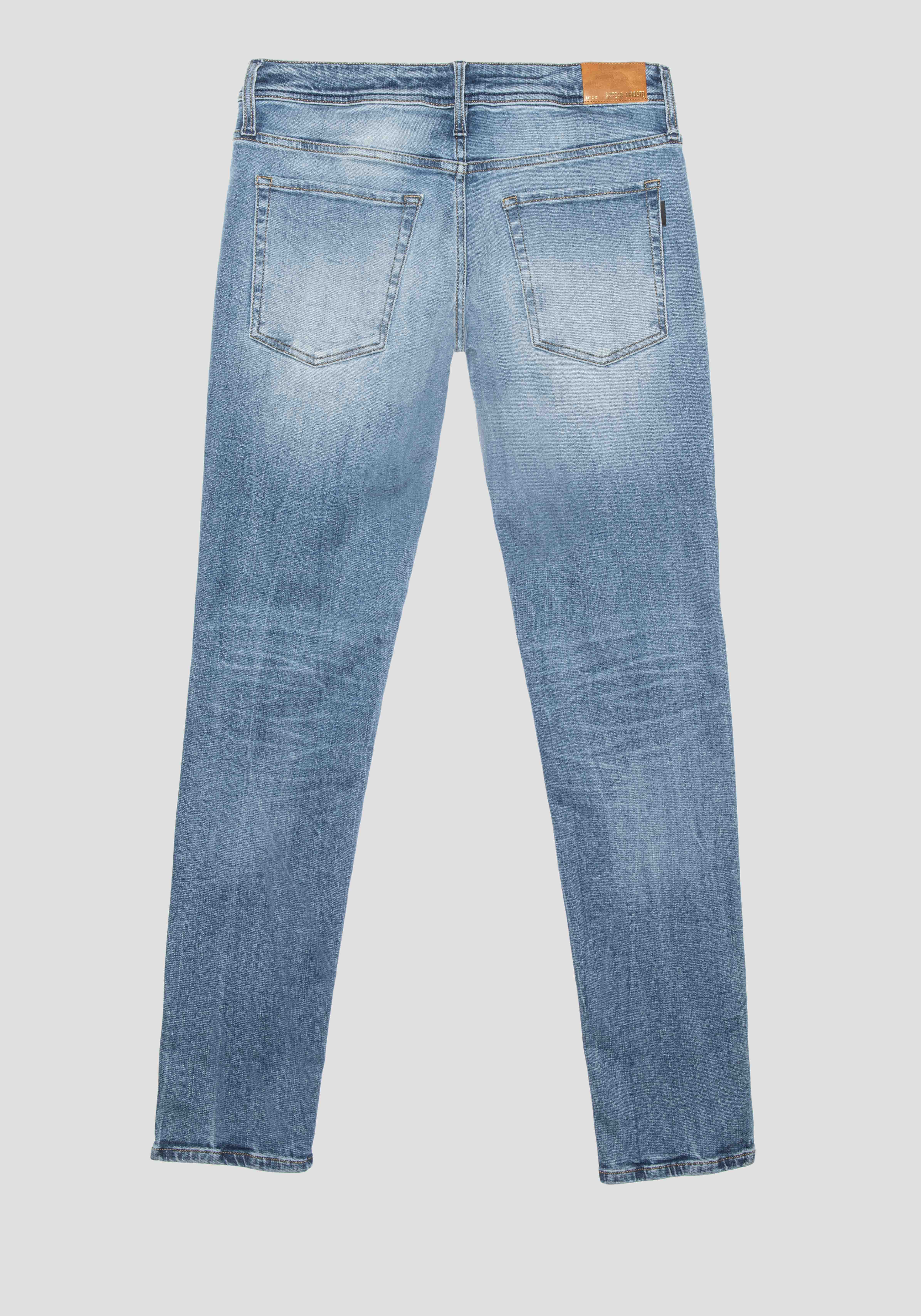 JEANS TAPERED OZZY IN BLUE STR